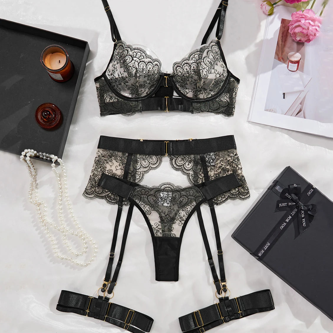 Sexy Eyelash Lace Lingerie 4-Piece Set for Women